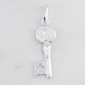 DIJE LLAVE SAN BENITO PEQUEÑA